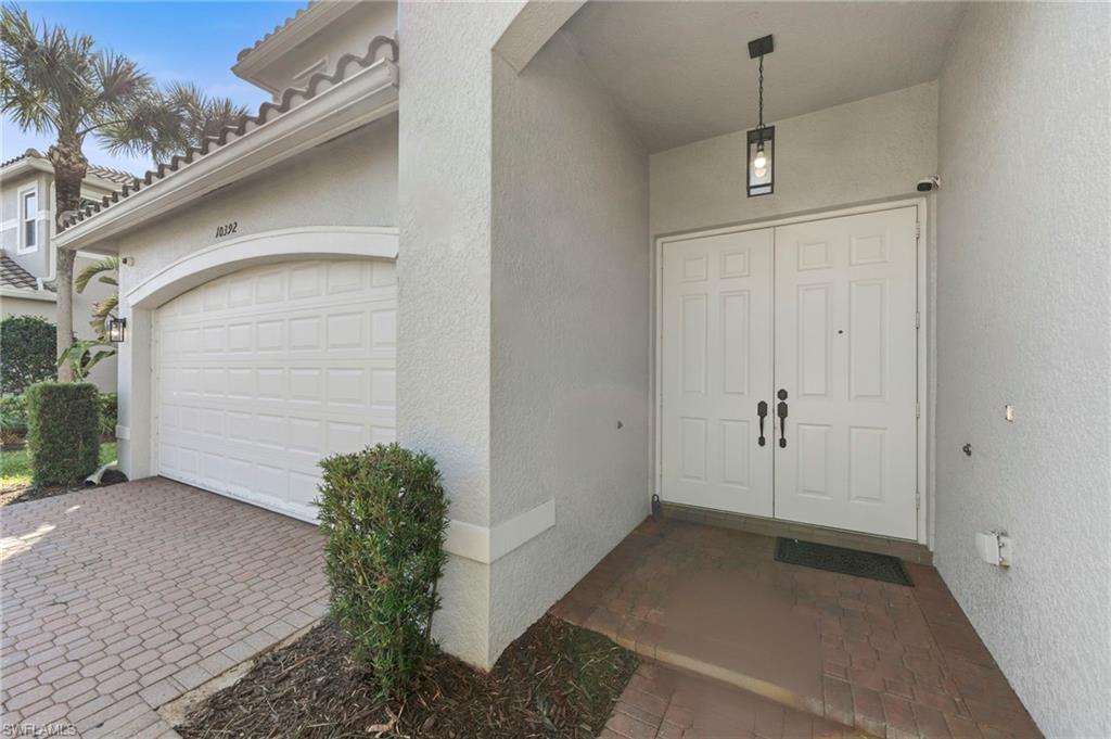 BOTANICA LAKES - Residential