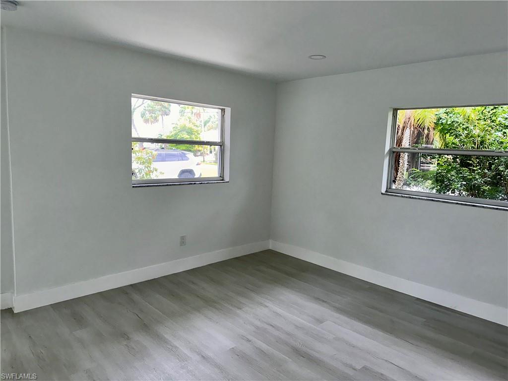 ISLAND PARK - Residential Lease