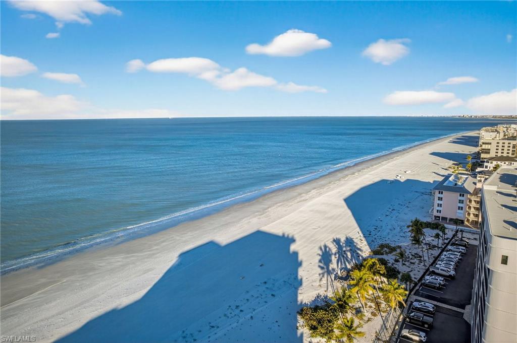 AMBASSADOR CONDO - Residential