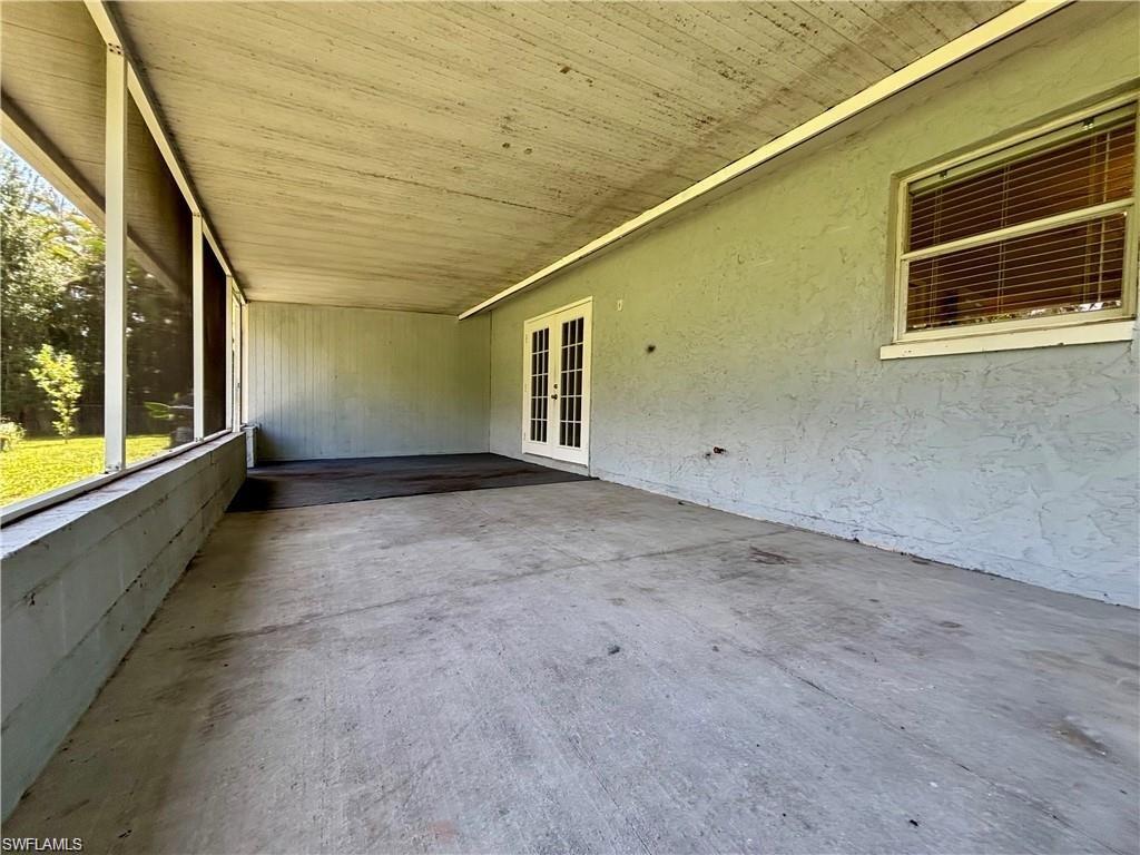 PINE ISLAND CENTER - Residential