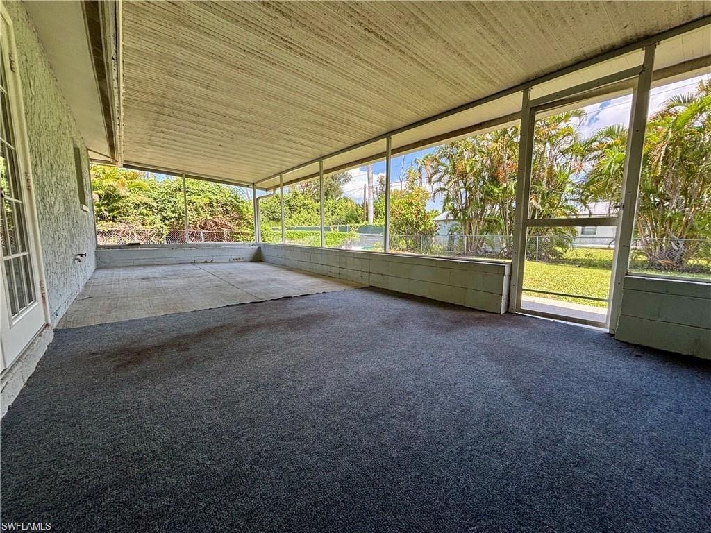 PINE ISLAND CENTER - Residential