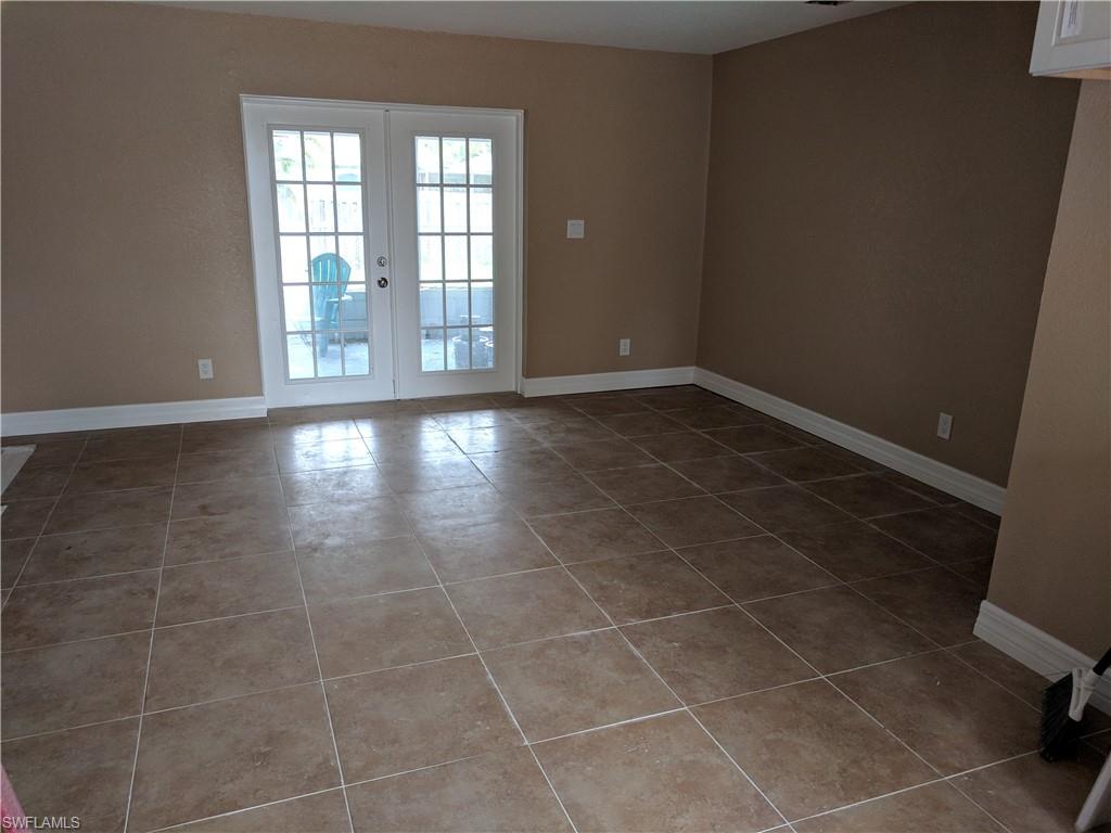 PINE ISLAND CENTER - Residential