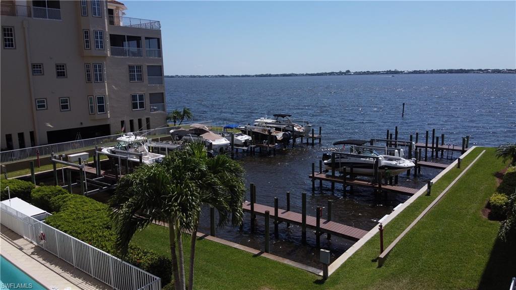 PARADISE POINTE II - Residential