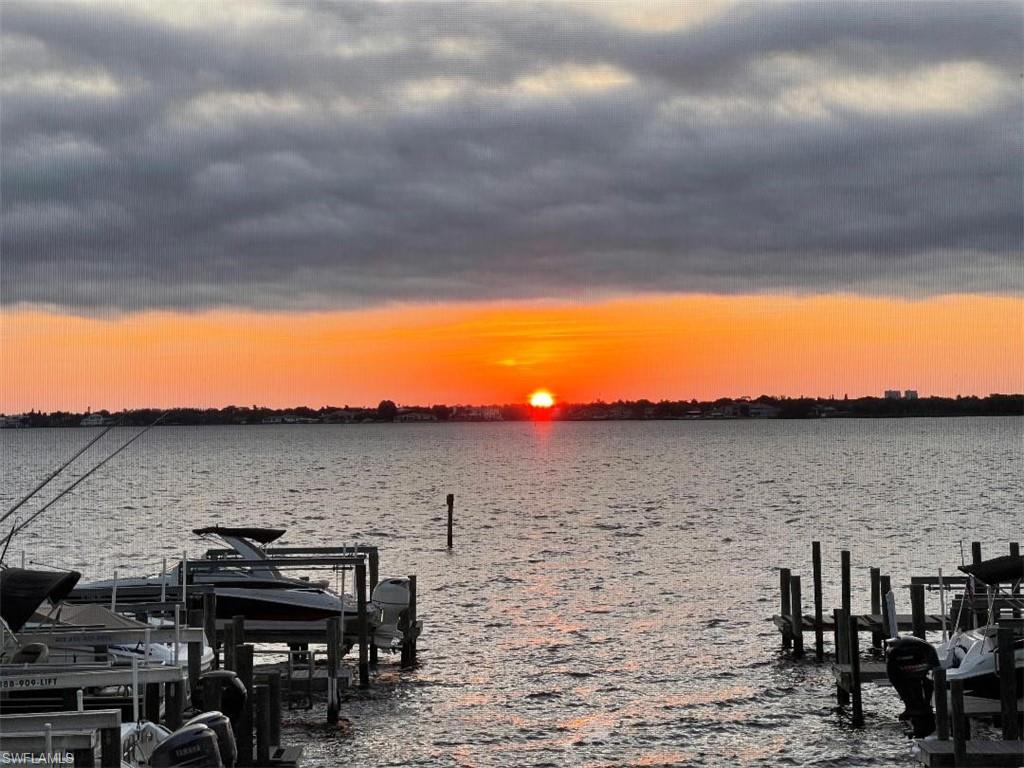 PARADISE POINTE II - Residential