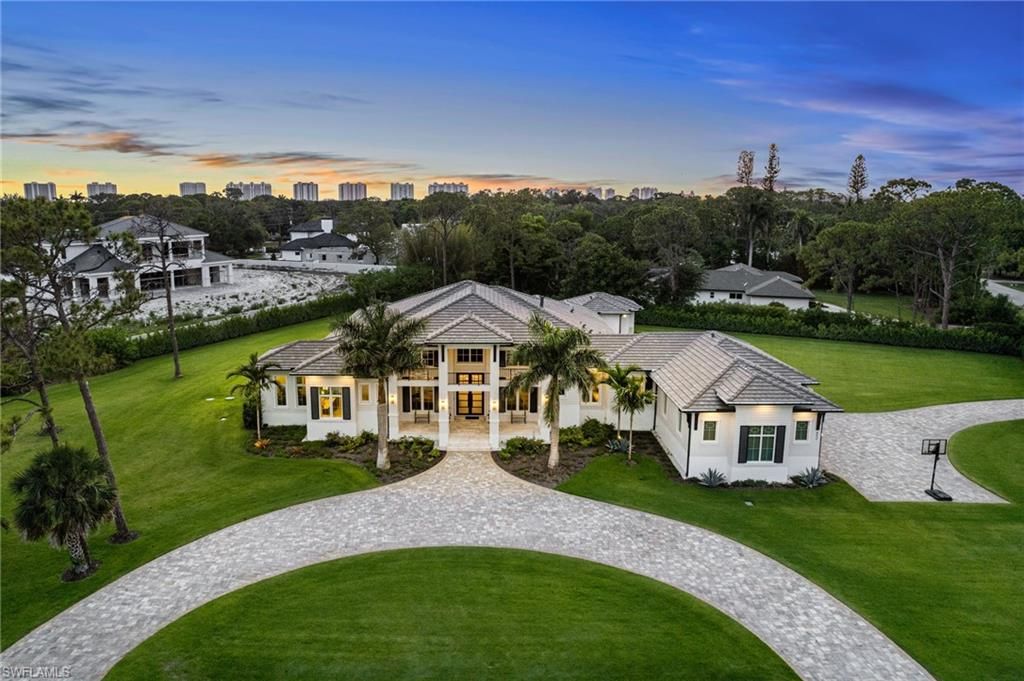 Photo of 493 Myrtle RD, NAPLES, FL 34108 (MLS # 225049405)