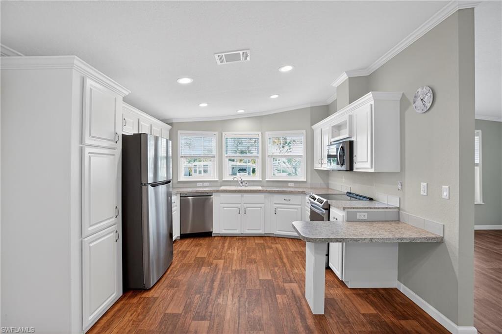 RIVIERA COLONY - Residential