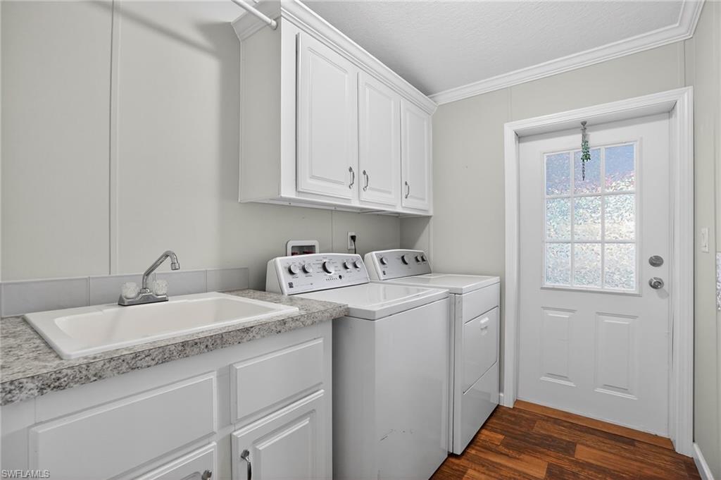 RIVIERA COLONY - Residential