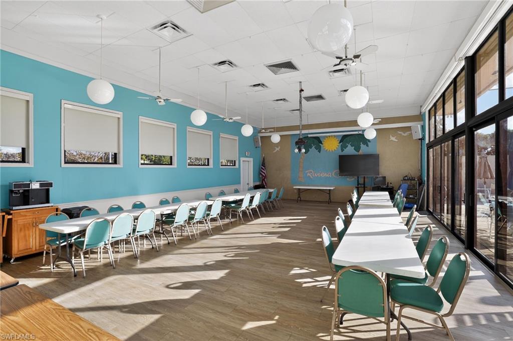 RIVIERA COLONY - Residential