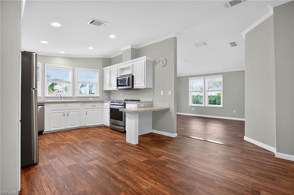 RIVIERA COLONY - Residential