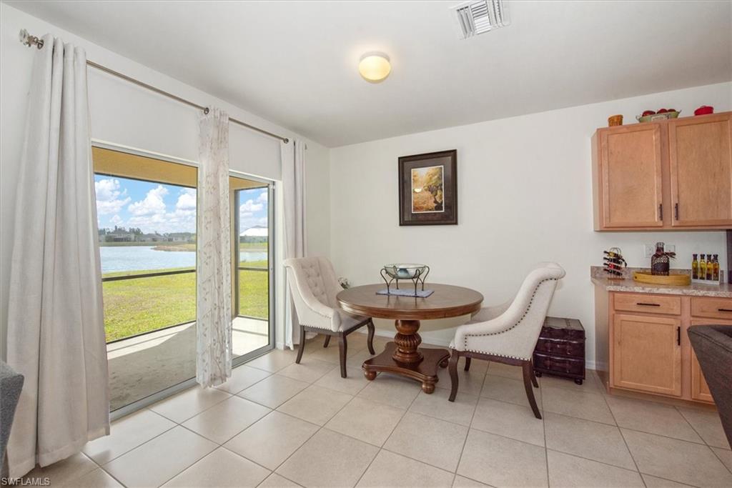 TOWN LAKES - Residential