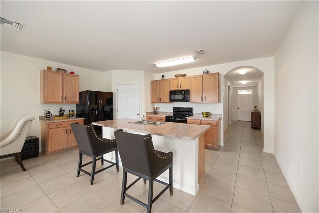 TOWN LAKES - Residential