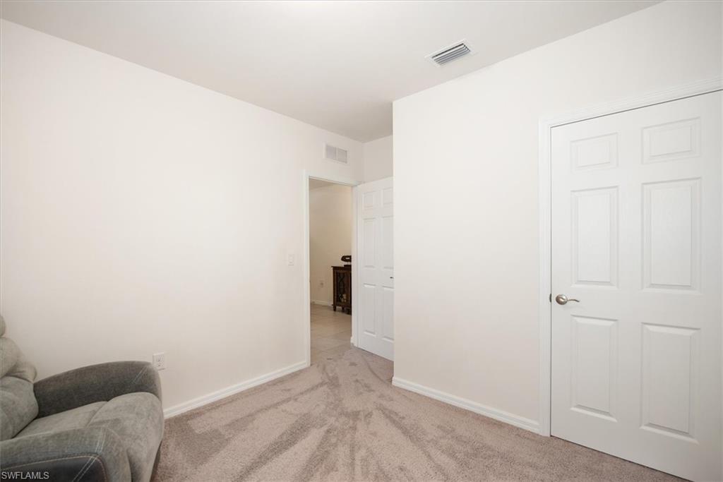 TOWN LAKES - Residential