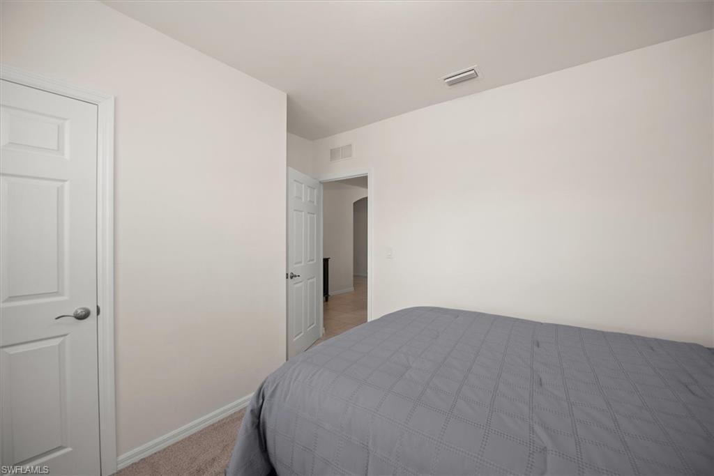 TOWN LAKES - Residential