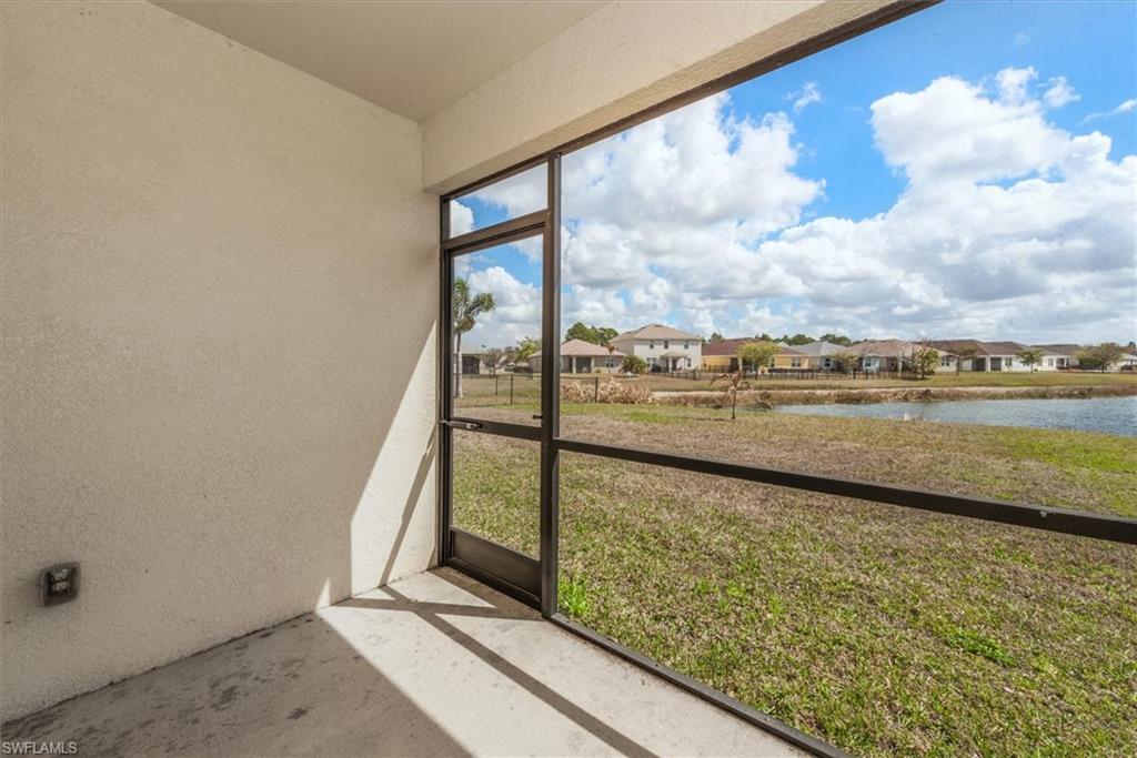 TOWN LAKES - Residential