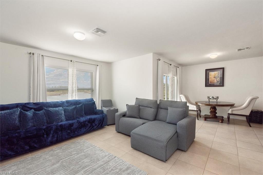 TOWN LAKES - Residential