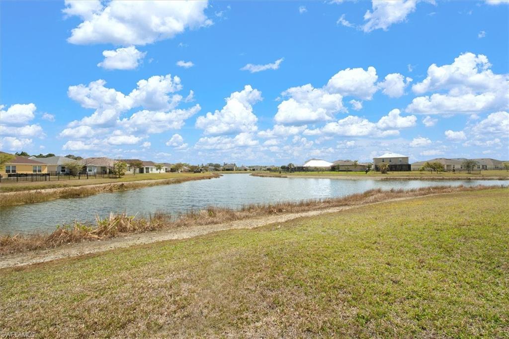 TOWN LAKES - Residential