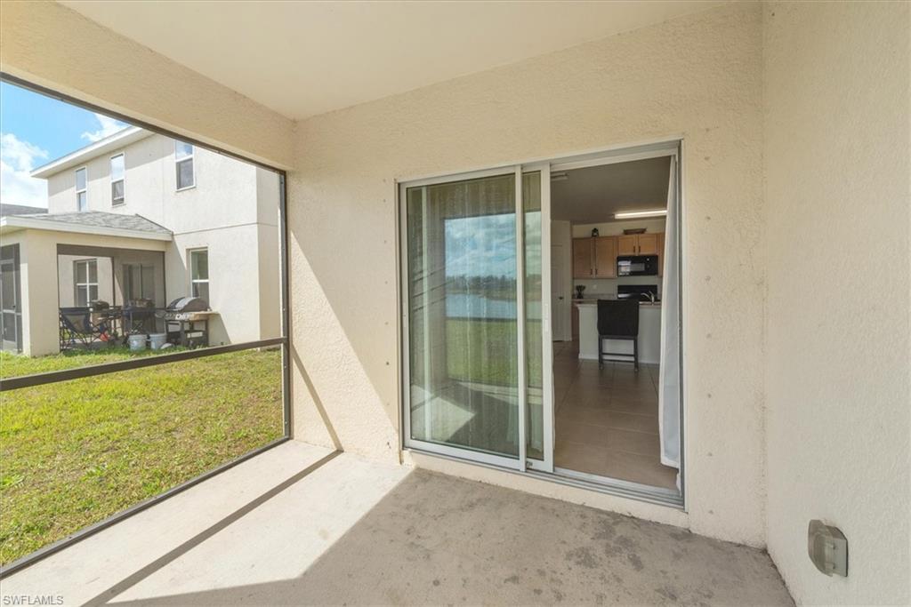 TOWN LAKES - Residential