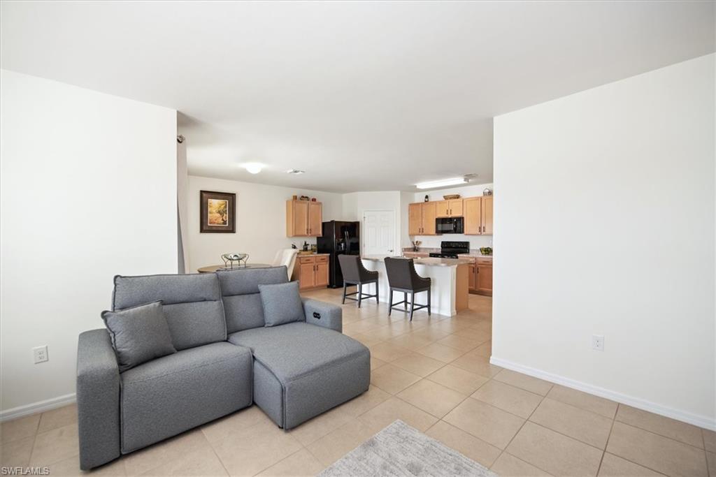 TOWN LAKES - Residential