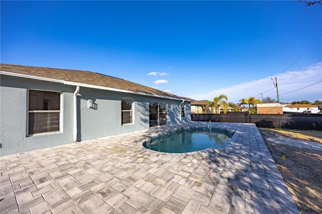 CAPE CORAL - Residential