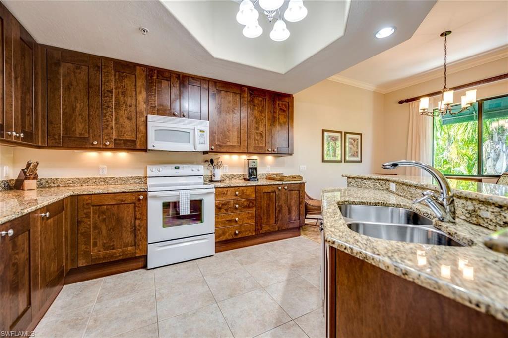 NAPLES BAY RESORT - Residential