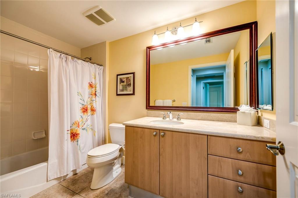 NAPLES BAY RESORT - Residential