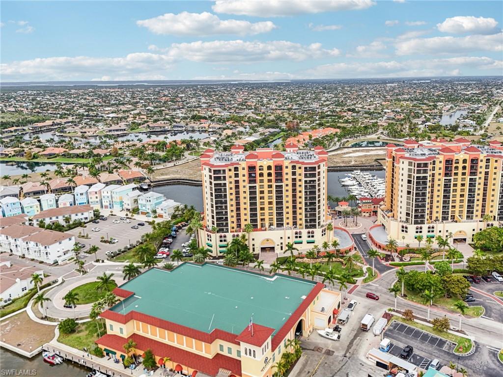 MARINA SOUTH II - Residential