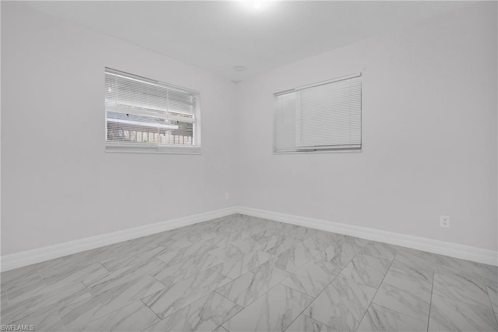 PINE MANOR - Residential