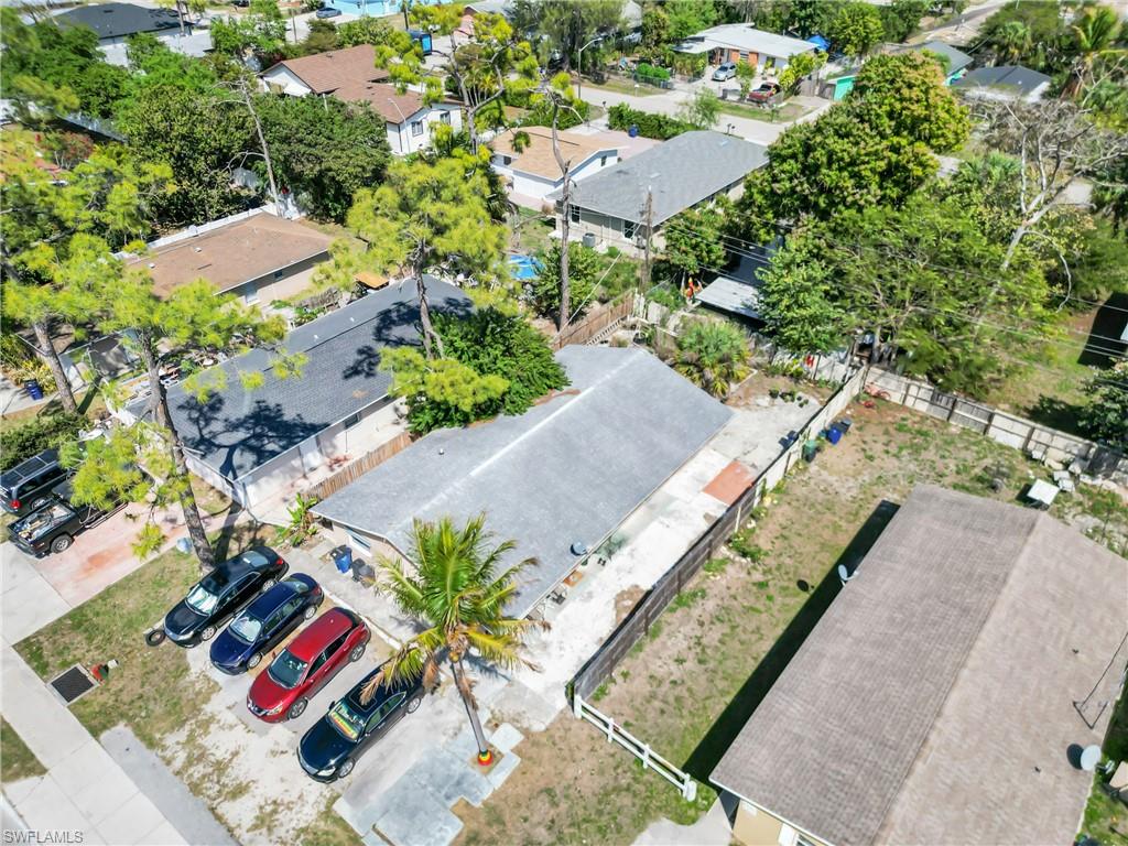 PINE MANOR - Residential