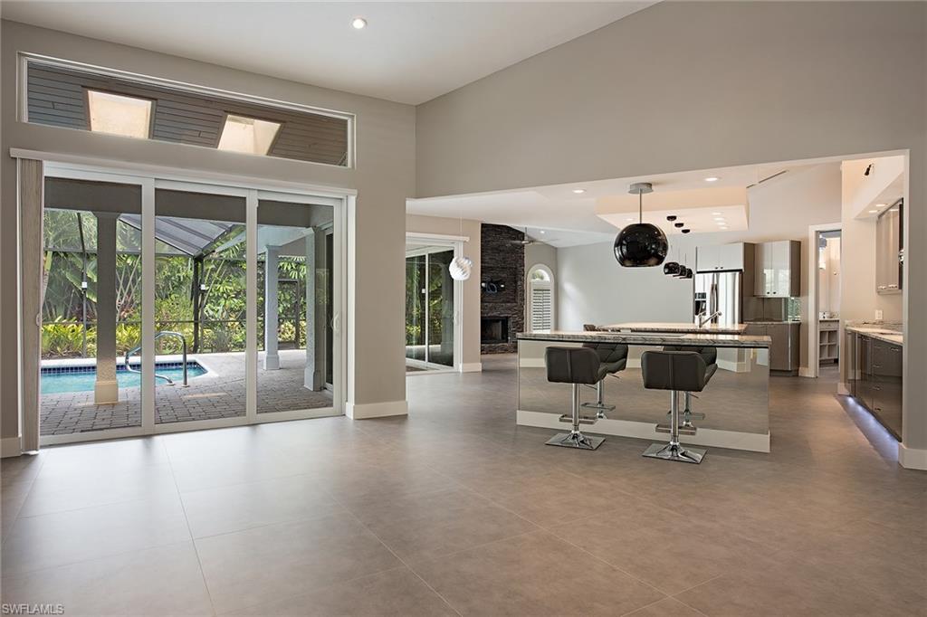 PARK SHORE - Residential