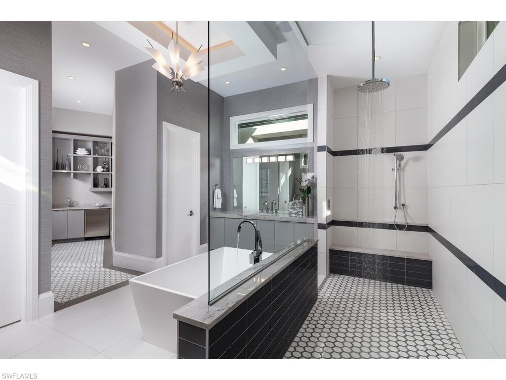 PINE RIDGE - Residential