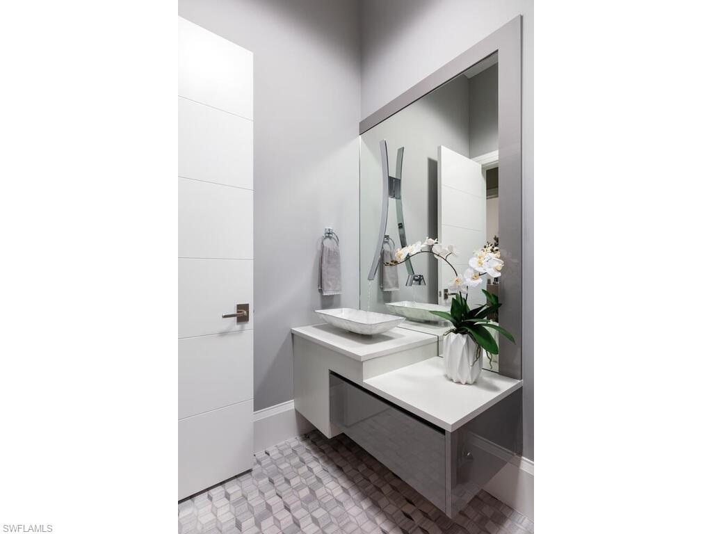 PINE RIDGE - Residential