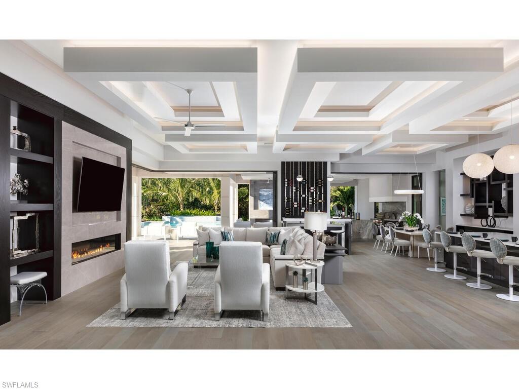 PINE RIDGE - Residential