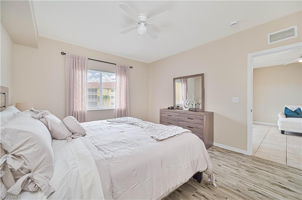 LAKESIDE HIDEAWAY - Residential Lease