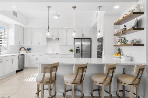 583 Avellino Isles CIR 202 NAPLES FL 34119