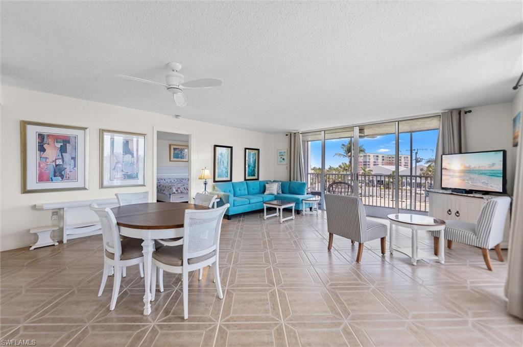 CRECIENTE CONDO EAST - Residential
