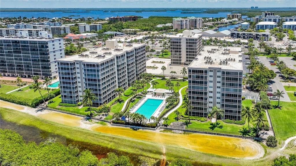CRECIENTE CONDO EAST - Residential