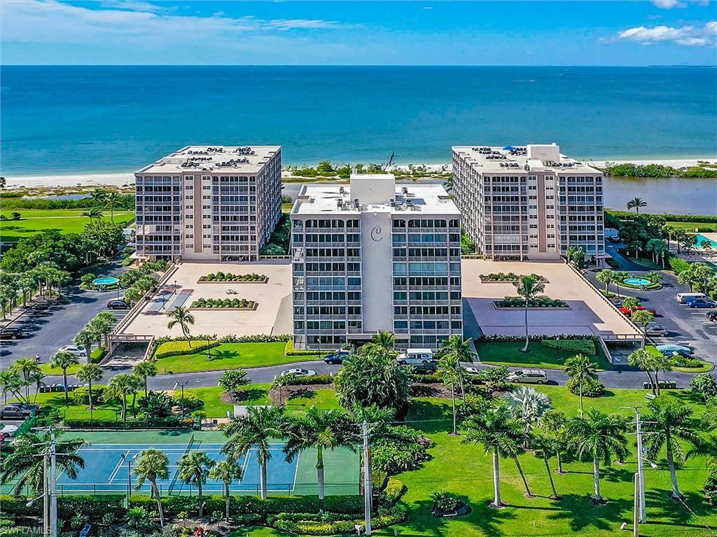 CRECIENTE CONDO EAST - Residential