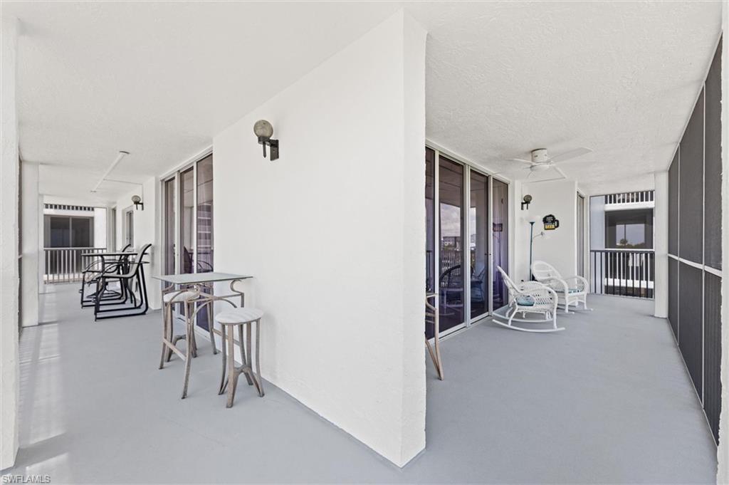 CRECIENTE CONDO EAST - Residential