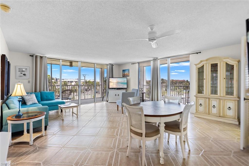 CRECIENTE CONDO EAST - Residential