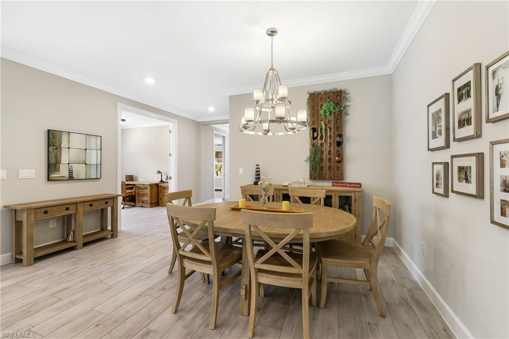 ESPLANADE LAKE CLUB - Residential