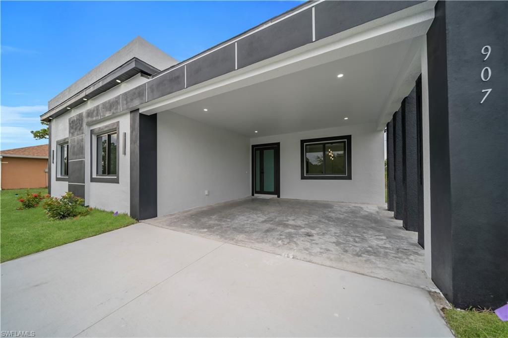 LEHIGH ACRES - Residential