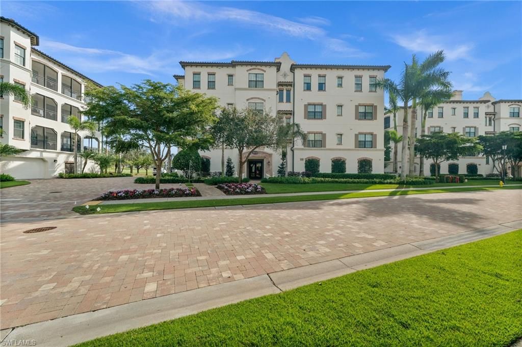 Photo of 16436 Carrara WAY #102, NAPLES, FL 34110 (MLS # 225081947)