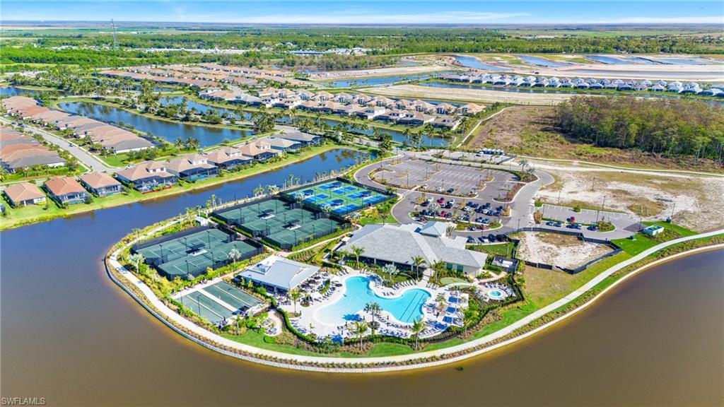 ESPLANADE BY THE ISLANDS - Residential