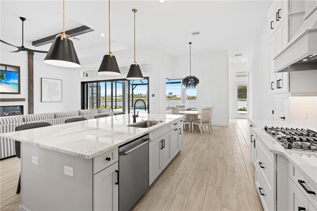 ESPLANADE BY THE ISLANDS - Residential