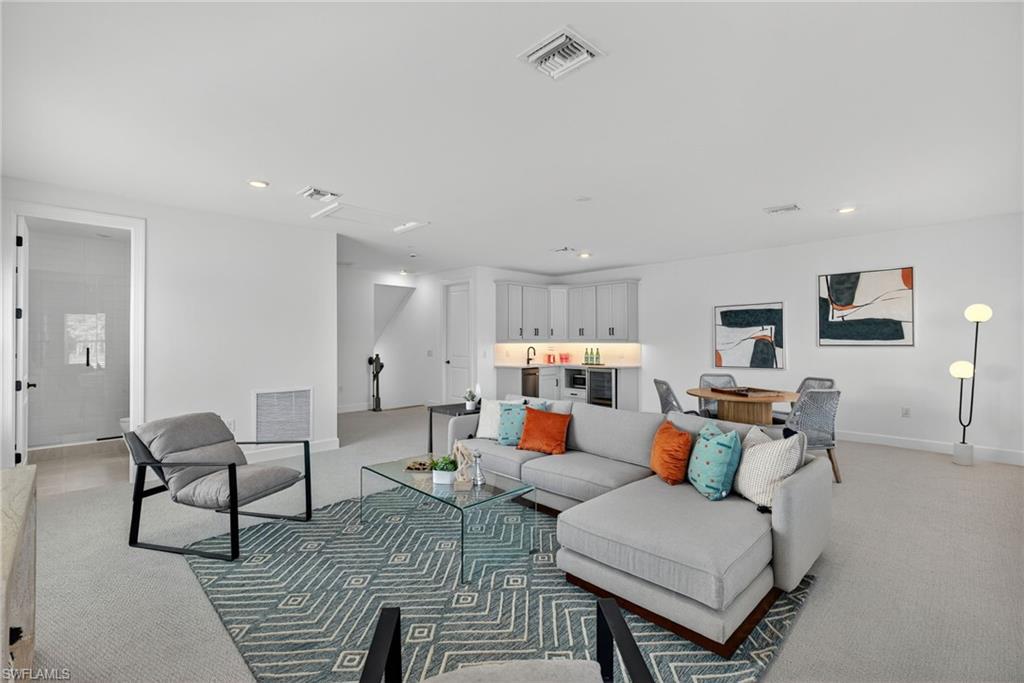 ESPLANADE BY THE ISLANDS - Residential