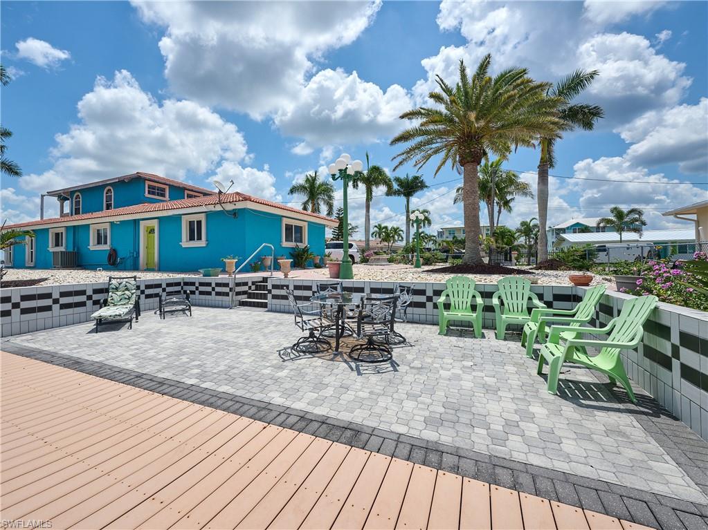 ISLAND HARBORS - Residential