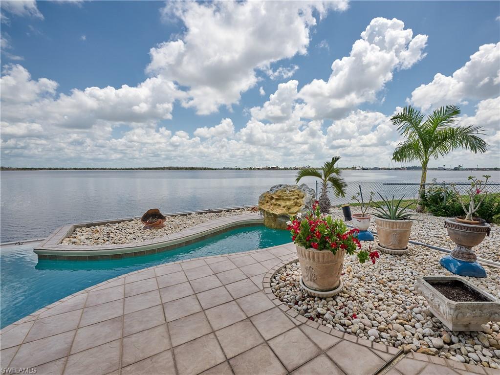 ISLAND HARBORS - Residential