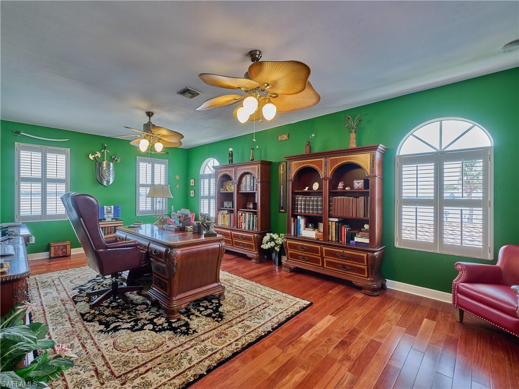 ISLAND HARBORS - Residential