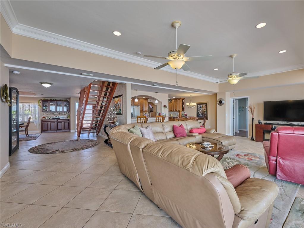 ISLAND HARBORS - Residential