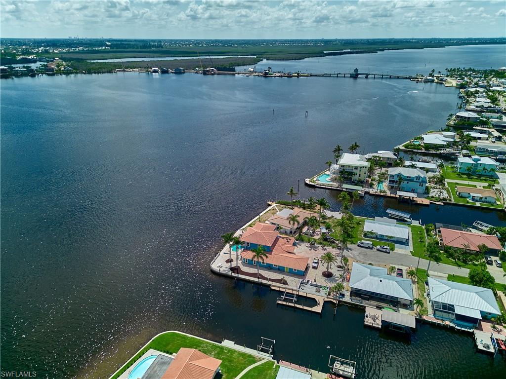 ISLAND HARBORS - Residential